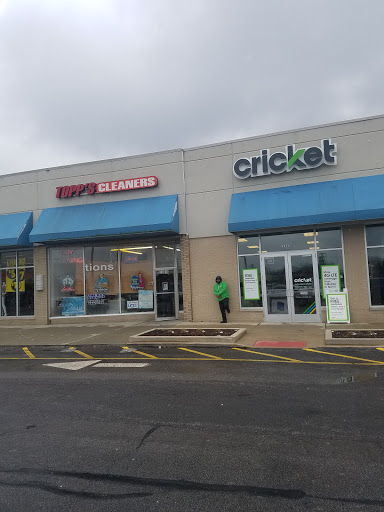 Cricket Wireless Authorized Retailer, 22630 Shore Center Dr, Euclid, OH 44123, USA, 