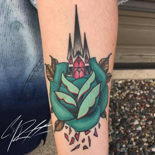Explore marathon tattoo ideas for guys, creative tattoo ideas in Saint Paul Park, available at Lady Liberty Tattoo