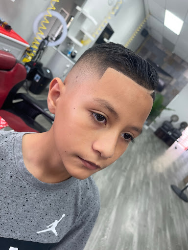 Barber Shop «Superior Touch Barber, Beauty & Nail Shop», reviews and photos, 1147 W Columbia Ave, Kissimmee, FL 34741, USA