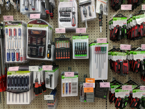 Hardware Store «Harbor Freight Tools», reviews and photos, 433 W Lake Mead Pkwy, Henderson, NV 89015, USA