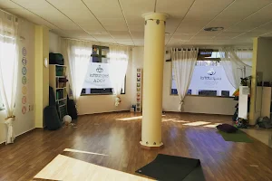 Beyoutiful Yoga Centro de tí image