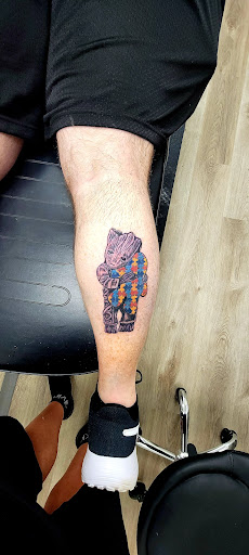 Explore minimal finger tattoos ideas, creative tattoo ideas in Conway, available at Primal Urge Tattoos