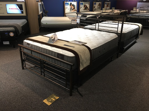 Appliance Store «P.C. Richard & Son», reviews and photos, 1450 Nixon Dr, Mt Laurel, NJ 08054, USA