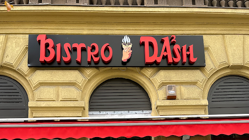 Bistro Dash Cafe