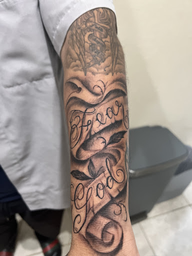 Tattoo Shop «Eazy Street Tattoos», reviews and photos, 13433 SW 56th St, Miami, FL 33175, USA