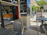 Atmosphère du Restaurant de hamburgers Burger & Co à Arcachon - n°1