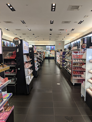 Cosmetics Store «SEPHORA», reviews and photos, 803 Friendly Center Rd b, Greensboro, NC 27408, USA