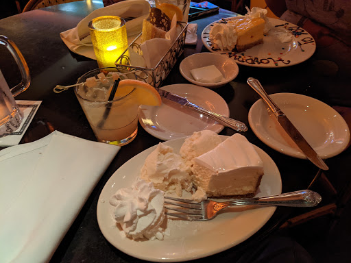 Restaurant «The Cheesecake Factory», reviews and photos, 401 Bellevue Way NE, Bellevue, WA 98004, USA