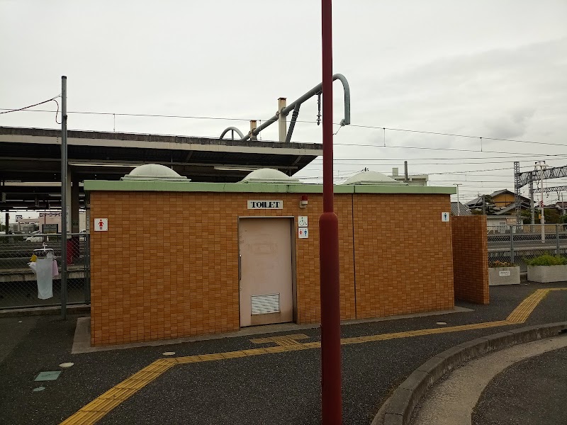 羽生駅東口公衆トイレ