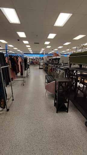 Clothing Store «Ross Dress for Less», reviews and photos, 330 N Hwy 67, Cedar Hill, TX 75104, USA
