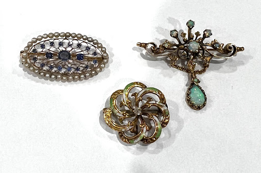 Jewelry Store «Indy Facets Private Jeweler», reviews and photos, 755 W Carmel Dr #116, Carmel, IN 46032, USA