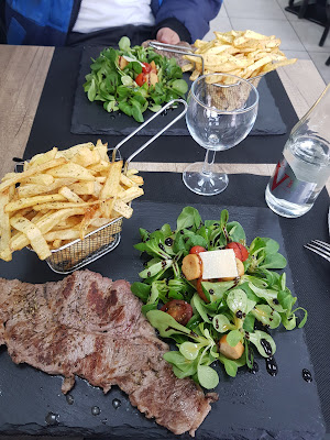 Brasserie De L'église à Marseille