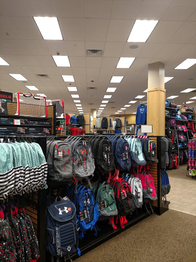 Sporting Goods Store «SCHEELS», reviews and photos, 2800 S Columbia Rd, Grand Forks, ND 58201, USA