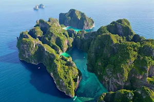 Tipper Tours Koh Phi Phi image