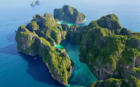 Tipper Tours Koh Phi Phi image