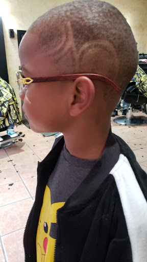 Barber Shop «Flat Liners Barber Shop», reviews and photos, 901 Main St, Grandview, MO 64030, USA