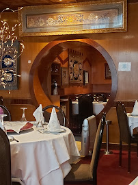 Atmosphère du Restaurant chinois La Taverne de Chine à Maisons-Laffitte - n°4