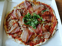 Plats et boissons du Pizzas à emporter ESCAP PIZZA by L'escapade Italienne à Séné - n°3