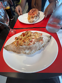 Plats et boissons du Restaurant italien Pizza Enzo Bordeaux - n°17