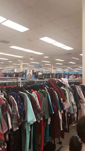 Clothing Store «Ross Dress for Less», reviews and photos, 5755 N University Dr, Pompano Beach, FL 33321, USA