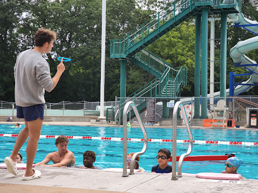 Park «Highland Park Aquatic Center», reviews and photos, 1840 Edgcumbe Rd, St Paul, MN 55116, USA