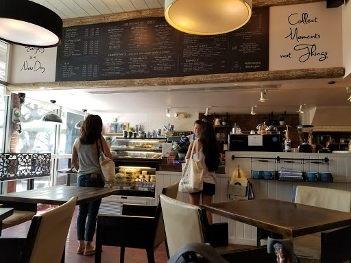 Bluetree Cafe Kapiolani