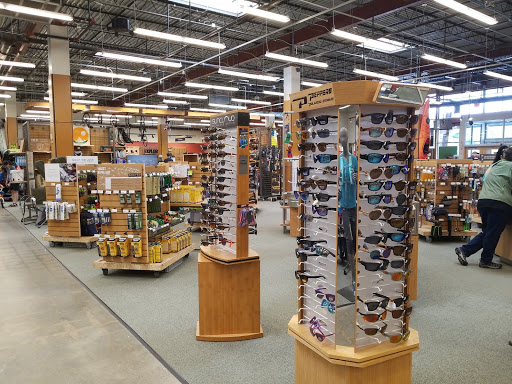 Camping Store «REI», reviews and photos, 279 Salem St, Reading, MA 01867, USA