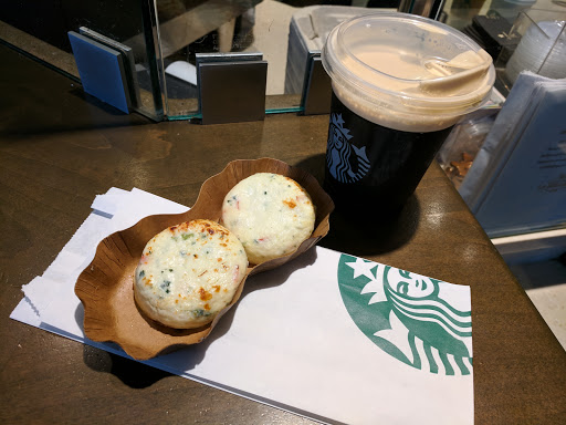 Starbucks image