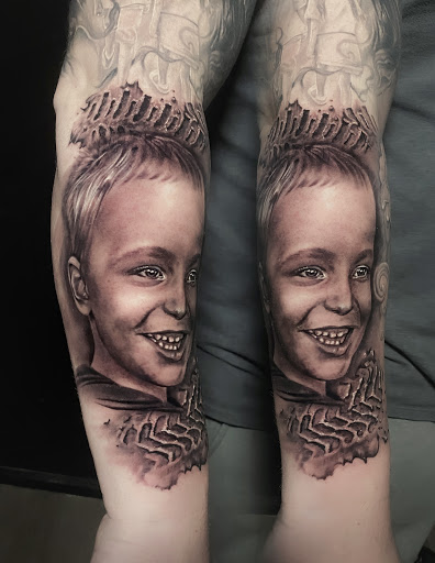 Explore light tattoo ideas, creative tattoo ideas in Pittsburgh, available at Human Canvas Tattoo & Piercing Pgh