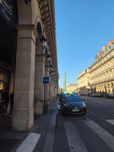 Agence de location de voitures location de voiture de prestige avec chauffeur. Paris
