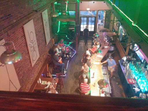 Bar & Grill «On The Rocks», reviews and photos, 110 N Court St, Florence, AL 35630, USA