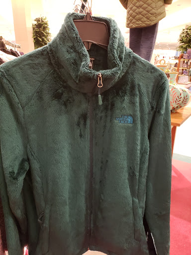 Department Store «Von Maur», reviews and photos, 115 Iowa River Landing Pl, Coralville, IA 52241, USA