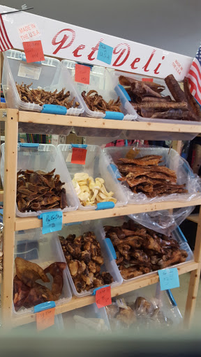 Pet Supply Store «Halbert Veterinary & Pet Supply», reviews and photos, 2675 M.L.K. Jr Blvd, Fayetteville, AR 72701, USA