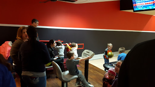 Bowling Alley «AMF Fairview Lanes», reviews and photos, 1407 Fairport Rd, Fairport, NY 14450, USA