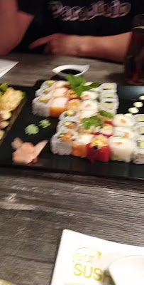 California roll du Restaurant de sushis Eat Sushi Andrezieux-Bouthéon à Andrézieux-Bouthéon - n°3