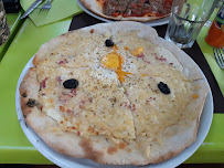 Pizza du Pizzeria Le Bounty à Cassis - n°10