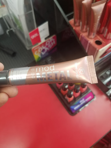 Beauty Supply Store «Sally Beauty», reviews and photos, 5553 Salem Ave #14, Trotwood, OH 45426, USA