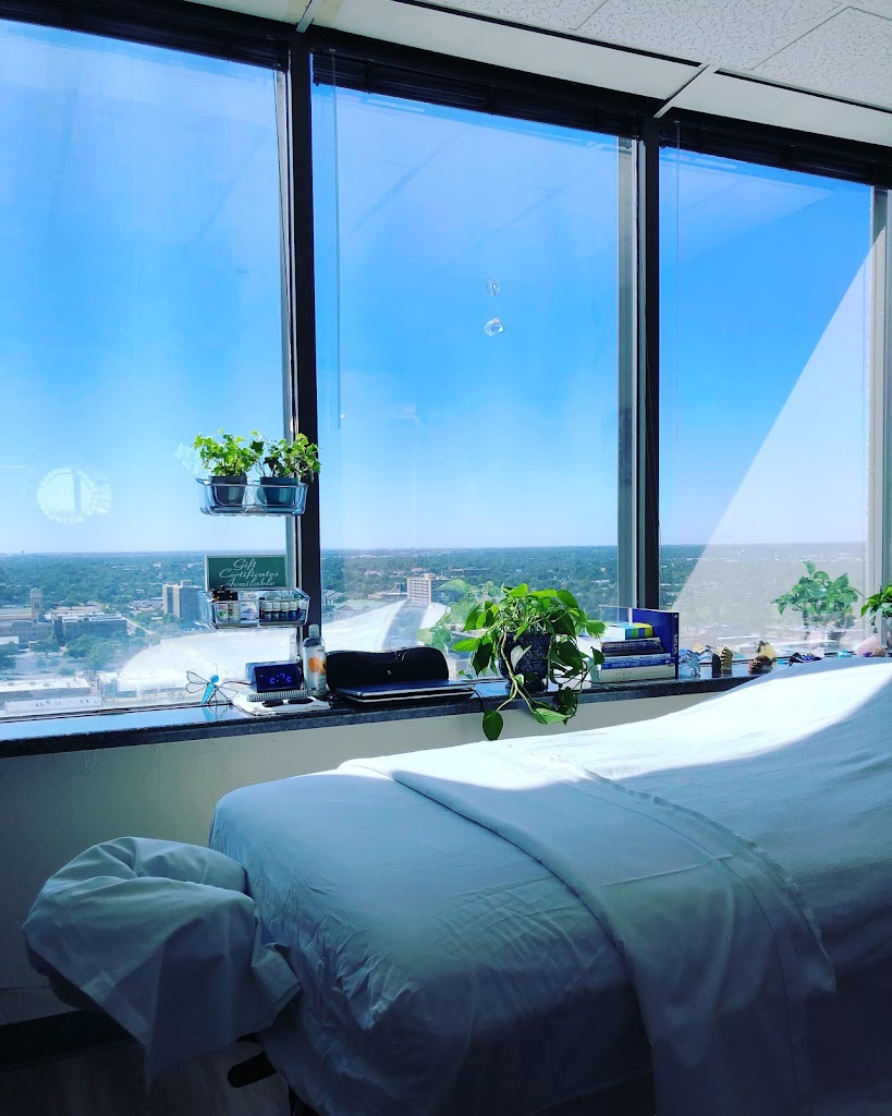 Medicine Wheel Massage 79101