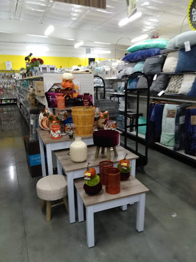 Discount Store «Dollar General», reviews and photos, 1001 Baytree Rd, Valdosta, GA 31602, USA