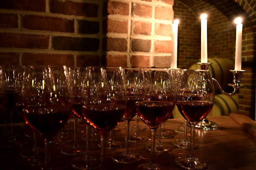 Bed & Breakfast «Lynfred Winery», reviews and photos, 15 S Roselle Rd, Roselle, IL 60172, USA