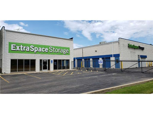 Self-Storage Facility «The Lock Up Self Storage», reviews and photos, 3850 W Devon Ave, Lincolnwood, IL 60712, USA