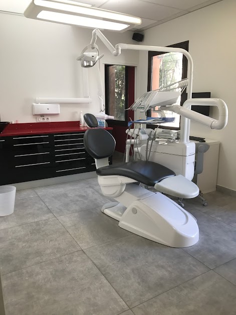 Cabinet dentaire - Dr Aguilar Fanny - Chirurgien Dentiste Castelnau le lez à Castelnau-le-Lez