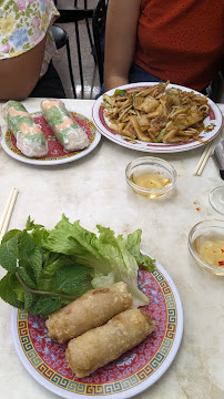 Rouleau de printemps du Restaurant chinois Chez Shen à Paris - n°1