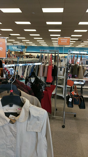 Clothing Store «Ross Dress for Less», reviews and photos, 1030 N Rengstorff Ave, Mountain View, CA 94043, USA