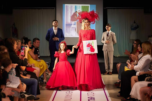 Bridal Shop «Alesia C. Studio | Wedding & Evening Couture Dresses | Alteration | Tuxedos Suits», reviews and photos, 80 W Dundee Rd, Buffalo Grove, IL 60089, USA