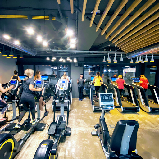 Gimnasio La Jonquera EssentialFit en La Jonquera, Girona