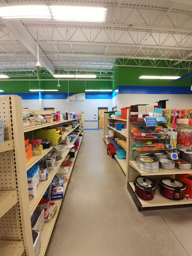 Thrift Store «Goodwill Manasota», reviews and photos, 2715 51st Ave E, Bradenton, FL 34203, USA