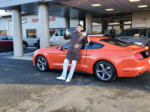 Car Dealer «Enumclaw Chrysler Jeep Dodge», reviews and photos, 726 Roosevelt Ave, Enumclaw, WA 98022, USA