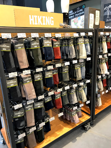 Camping Store «REI», reviews and photos, 350 Independence Blvd, Virginia Beach, VA 23462, USA