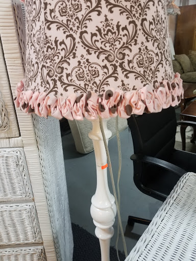 Used Furniture Store «The Furniture Hotel», reviews and photos, 625 Daniel Webster Hwy, Merrimack, NH 03054, USA